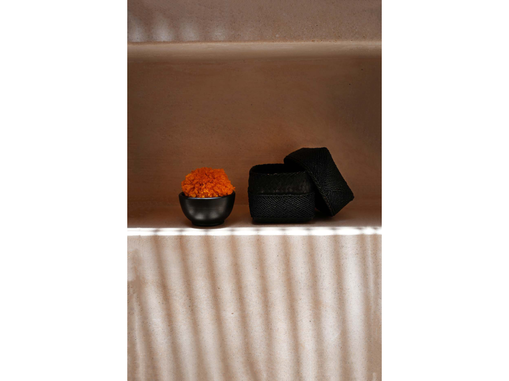 The Beaded Basket - Black - M ZHDL96937